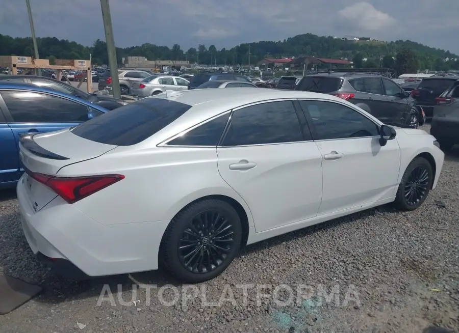 TOYOTA AVALON HYBRID 2020 vin 4T1E21FB7LU019118 from auto auction Iaai