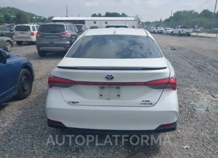 TOYOTA AVALON HYBRID 2020 vin 4T1E21FB7LU019118 from auto auction Iaai