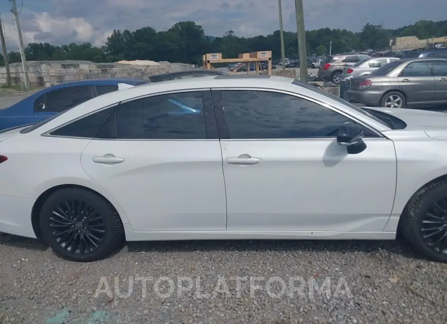 TOYOTA AVALON HYBRID 2020 vin 4T1E21FB7LU019118 from auto auction Iaai