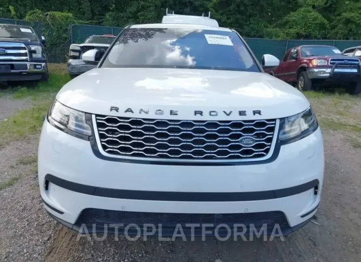 LAND ROVER RANGE ROVER VELAR 2019 vin SALYB2EX0KA211980 from auto auction Iaai