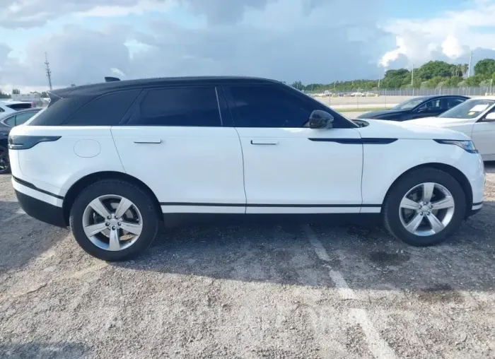 LAND ROVER RANGE ROVER VELAR 2019 vin SALYB2EX1KA794995 from auto auction Iaai