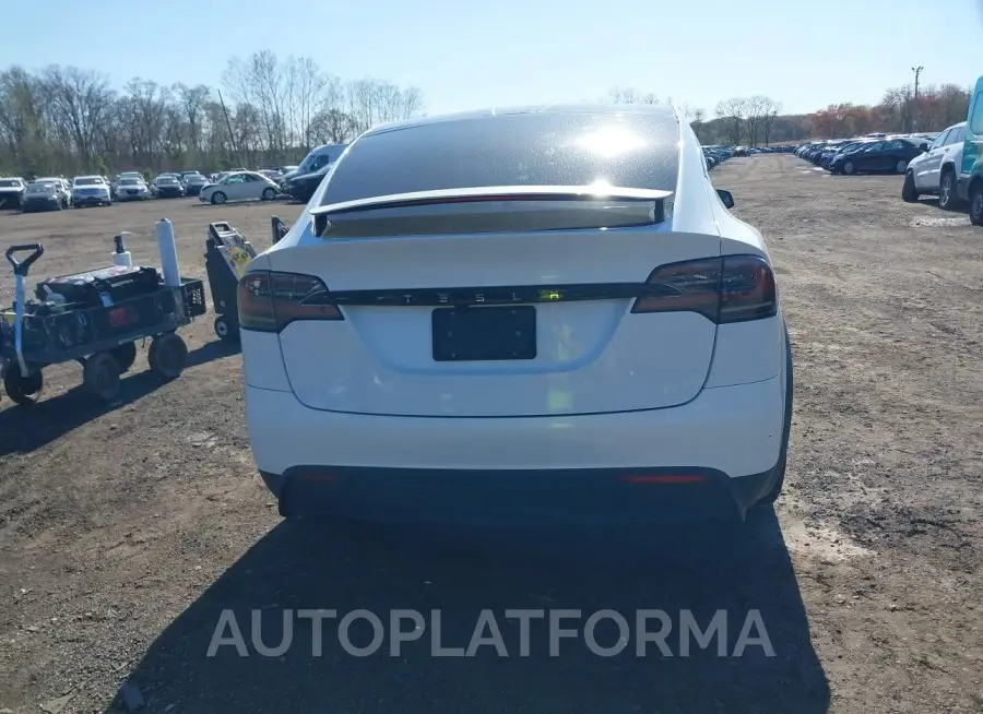 TESLA MODEL X 2023 vin 7SAXCBE52PF399305 from auto auction Iaai