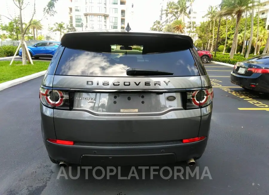 LAND ROVER DISCOVERY SPORT 2018 vin SALCR2RX2JH724895 from auto auction Iaai