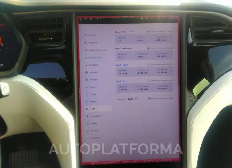 TESLA MODEL X 2020 vin 5YJXCBE22LF300382 from auto auction Iaai