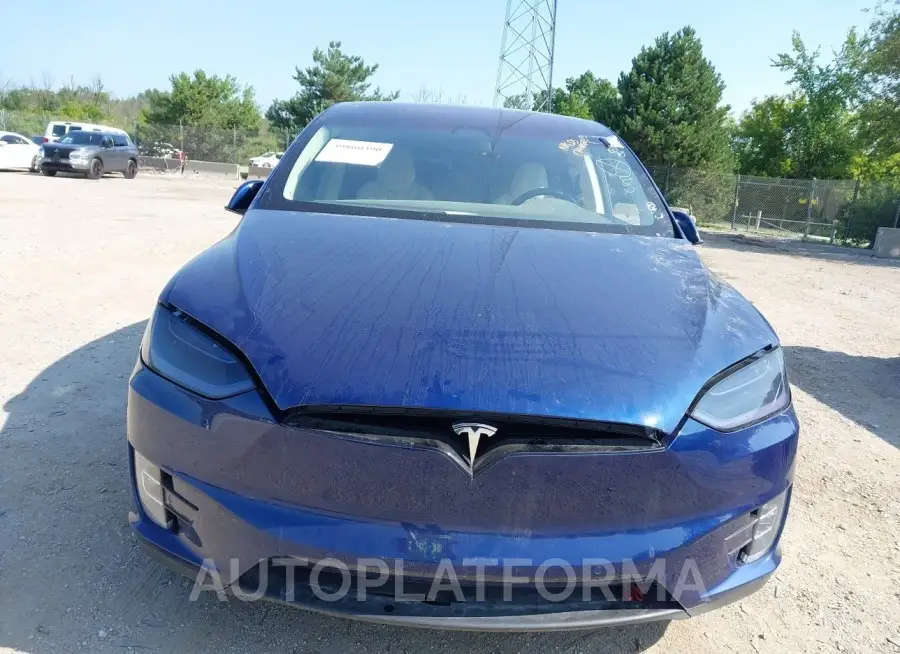 TESLA MODEL X 2018 vin 5YJXCDE26JF125904 from auto auction Iaai