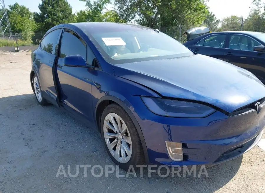 TESLA MODEL X 2018 vin 5YJXCDE26JF125904 from auto auction Iaai