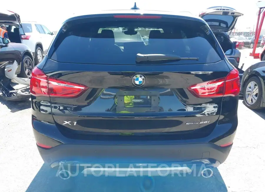 BMW X1 2021 vin WBXJG7C04M5T57987 from auto auction Iaai