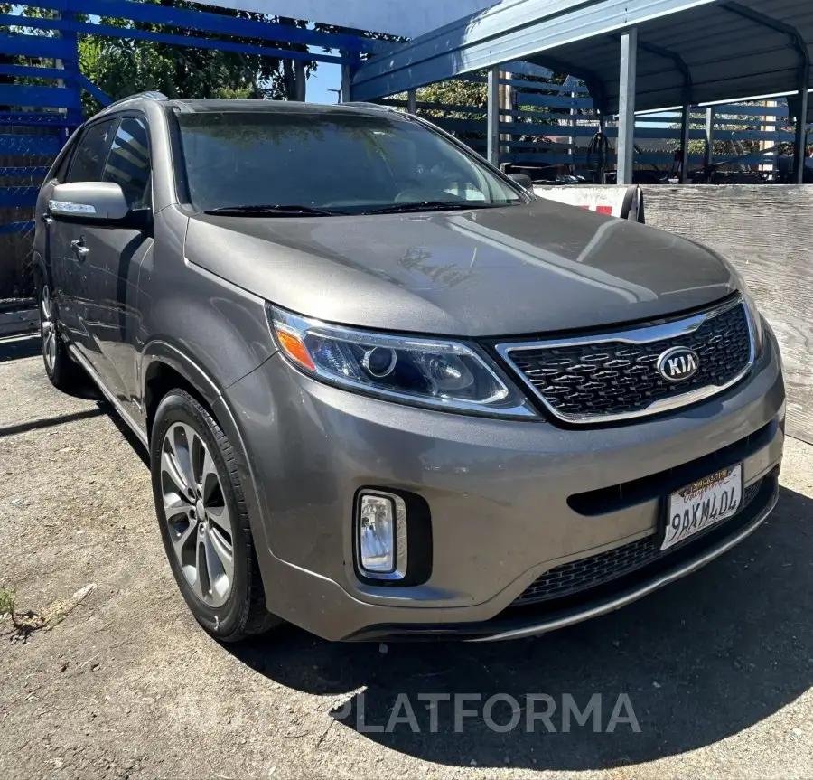 KIA SORENTO 2015 vin 5XYKW4A79FG614218 from auto auction Iaai