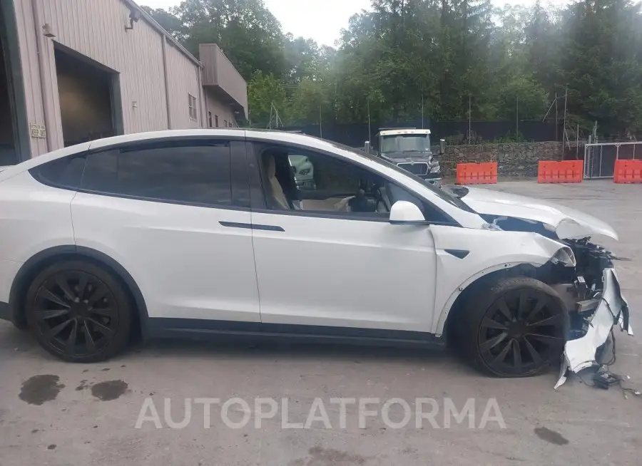 TESLA MODEL X 2022 vin 7SAXCDE58NF364616 from auto auction Iaai