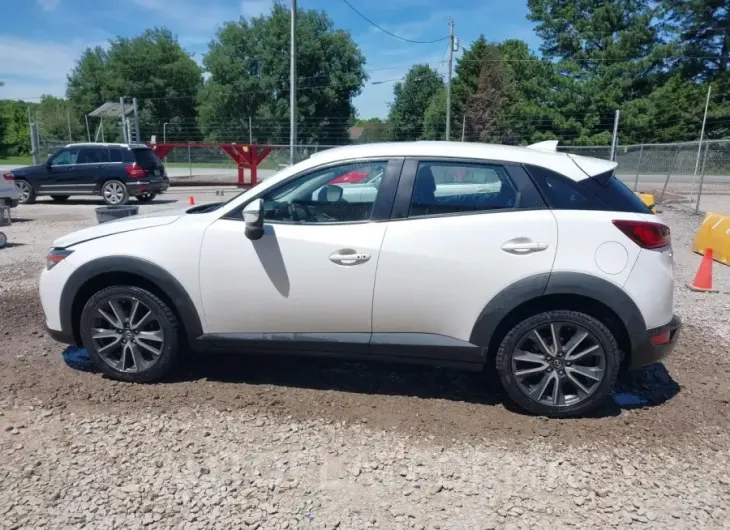 MAZDA CX-3 2017 vin JM1DKDC76H0159127 from auto auction Iaai