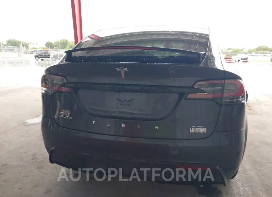 TESLA MODEL X 2022 vin 7SAXCBE60NF331980 from auto auction Iaai