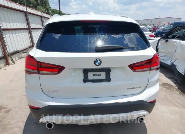 BMW X1 2021 vin WBXJG7C07M5T68949 from auto auction Iaai