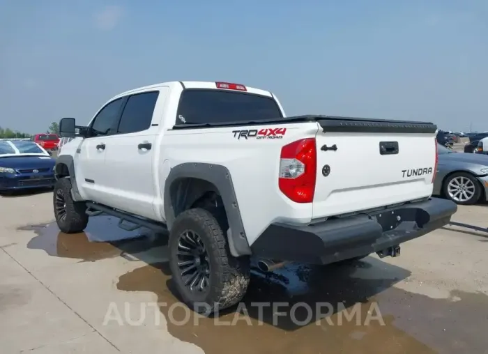 TOYOTA TUNDRA 2017 vin 5TFHW5F13HX621685 from auto auction Iaai