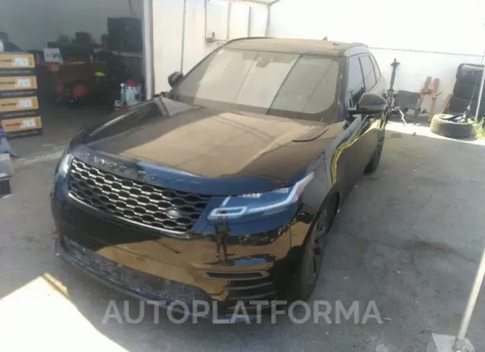 LAND ROVER RANGE ROVER VELAR 2018 vin SALYL2RVXJA746805 from auto auction Iaai