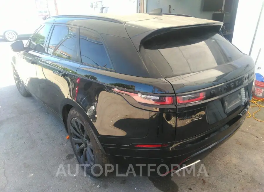 LAND ROVER RANGE ROVER VELAR 2018 vin SALYL2RVXJA746805 from auto auction Iaai