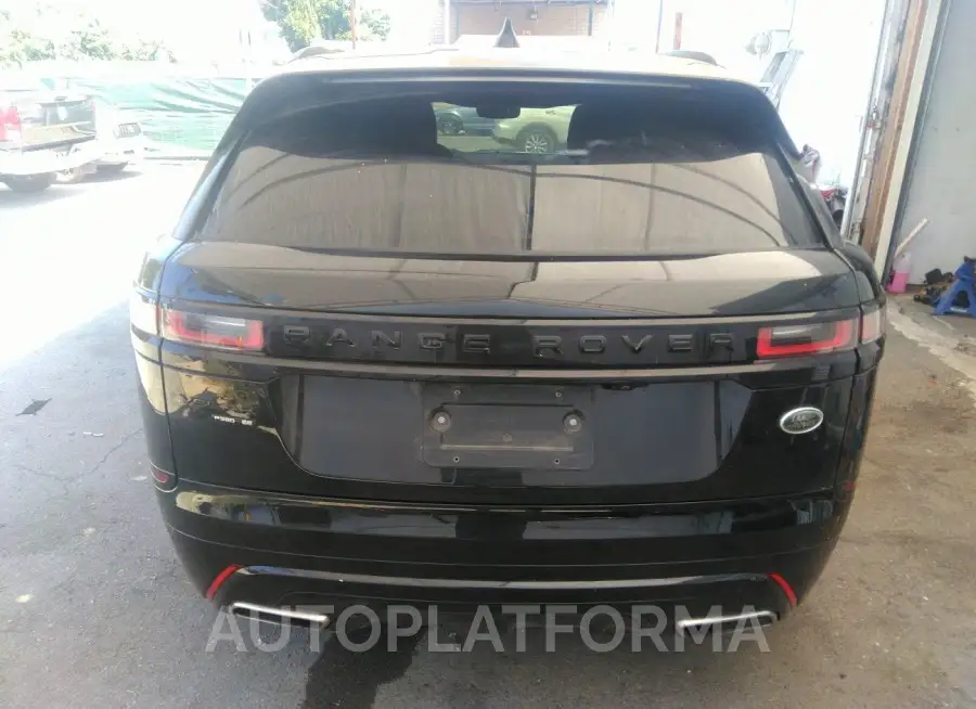 LAND ROVER RANGE ROVER VELAR 2018 vin SALYL2RVXJA746805 from auto auction Iaai