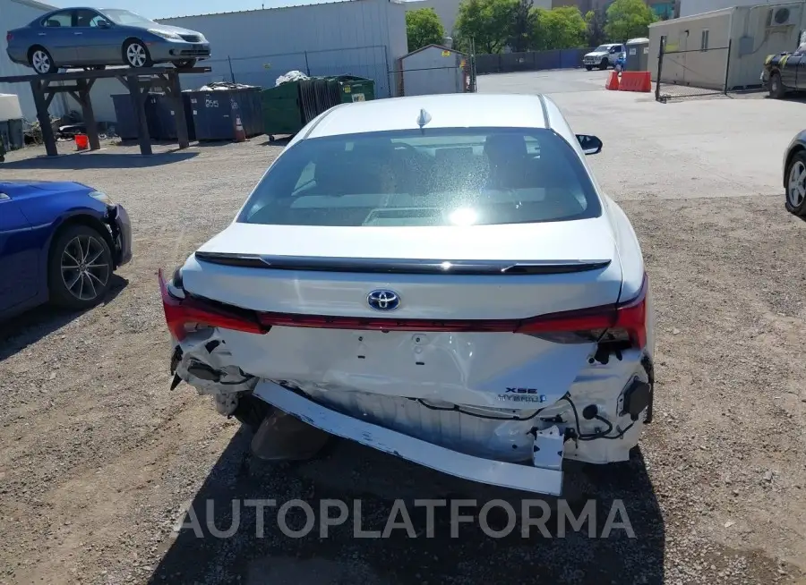 TOYOTA AVALON HYBRID 2019 vin 4T1B21FB9KU007523 from auto auction Iaai