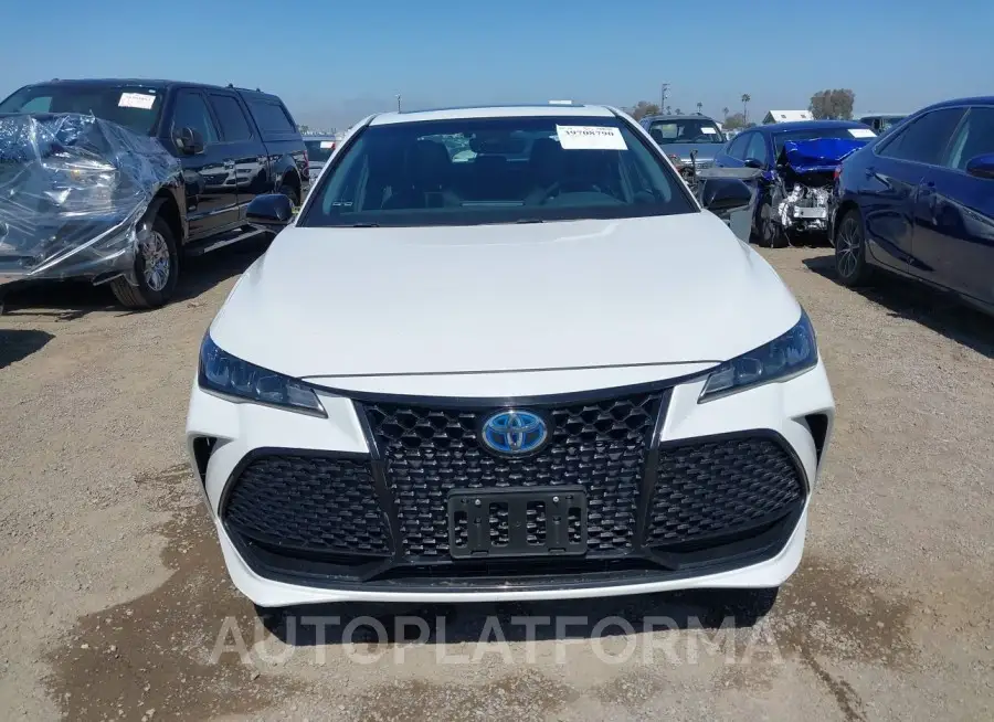 TOYOTA AVALON HYBRID 2019 vin 4T1B21FB9KU007523 from auto auction Iaai