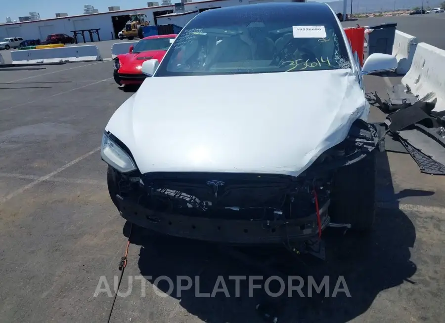 TESLA MODEL X 2018 vin 5YJXCBE20JF089888 from auto auction Iaai