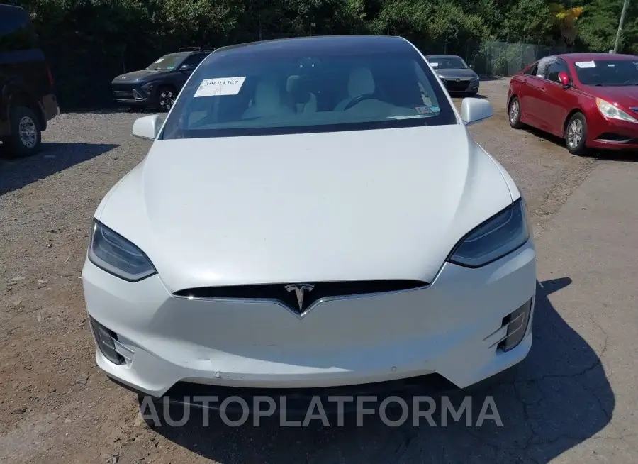 TESLA MODEL X 2018 vin 5YJXCBE40JF117139 from auto auction Iaai