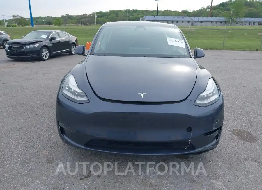 TESLA MODEL Y 2020 vin 5YJYGDEE8LF026250 from auto auction Iaai