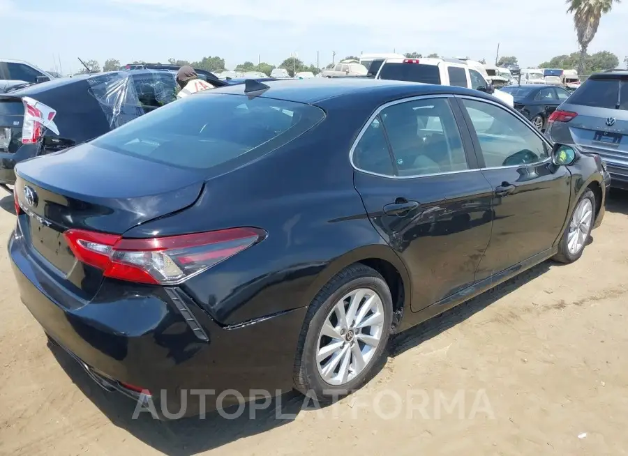 TOYOTA CAMRY 2022 vin 4T1C11AK6NU690428 from auto auction Iaai