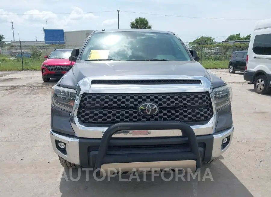 TOYOTA TUNDRA 2018 vin 5TFDW5F11JX769323 from auto auction Iaai