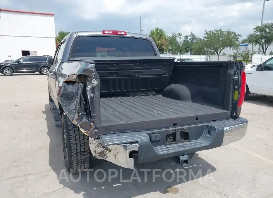 TOYOTA TUNDRA 2018 vin 5TFDW5F11JX769323 from auto auction Iaai