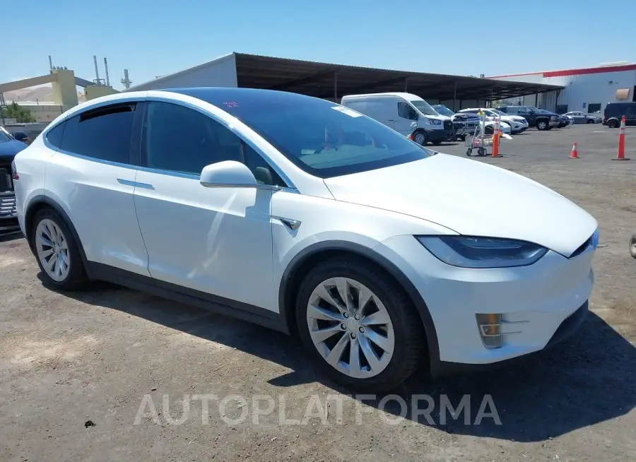 TESLA MODEL X 2018 vin 5YJXCBE22JF101300 from auto auction Iaai