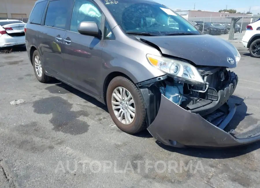 TOYOTA SIENNA 2016 vin 5TDYK3DCXGS701364 from auto auction Iaai