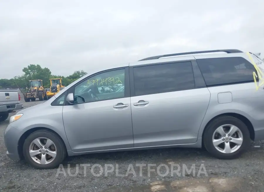 TOYOTA SIENNA 2016 vin 5TDKK3DC3GS723177 from auto auction Iaai