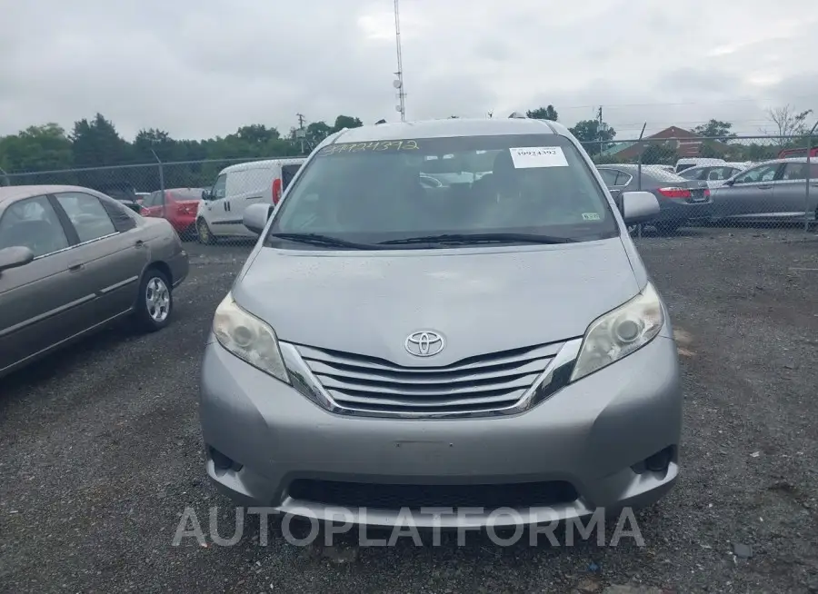 TOYOTA SIENNA 2016 vin 5TDKK3DC3GS723177 from auto auction Iaai