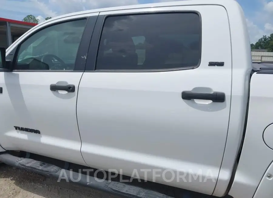 TOYOTA TUNDRA 2018 vin 5TFEY5F1XJX232318 from auto auction Iaai