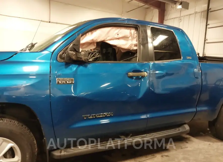 TOYOTA TUNDRA 2017 vin 5TFUW5F10HX595674 from auto auction Iaai