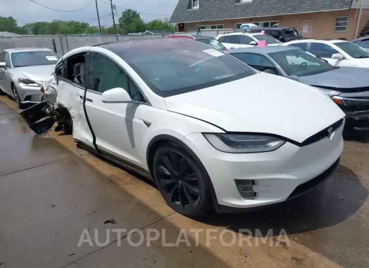 TESLA MODEL X 2018 vin 5YJXCBE26JF088597 from auto auction Iaai