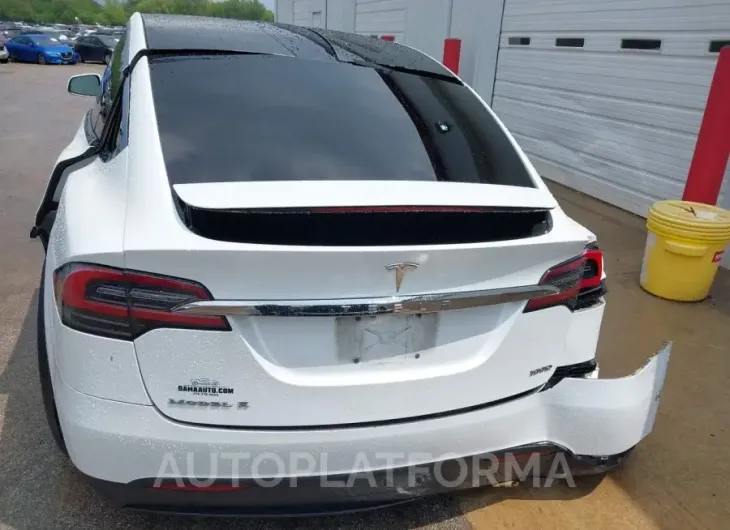 TESLA MODEL X 2018 vin 5YJXCBE26JF088597 from auto auction Iaai