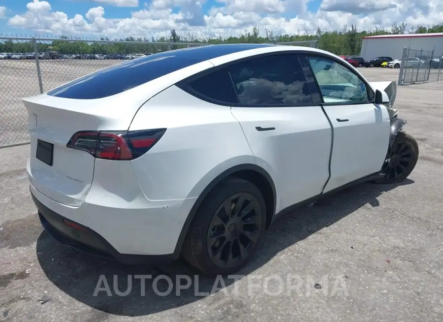 TESLA MODEL Y 2022 vin 7SAYGDEE0NF358091 from auto auction Iaai