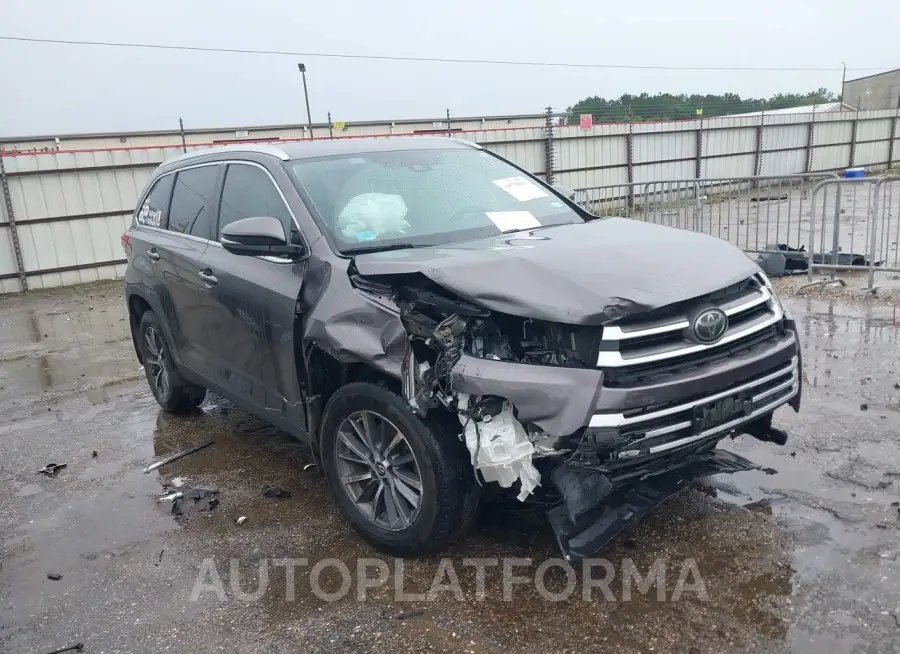 TOYOTA HIGHLANDER 2019 vin 5TDKZRFH0KS560262 from auto auction Iaai