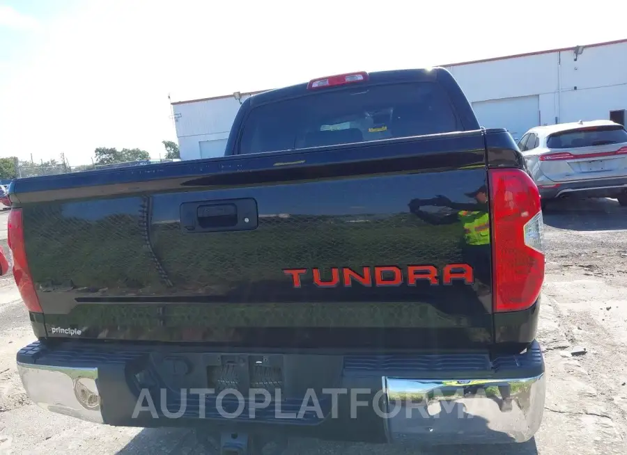 TOYOTA TUNDRA 2017 vin 5TFDW5F19HX635900 from auto auction Iaai