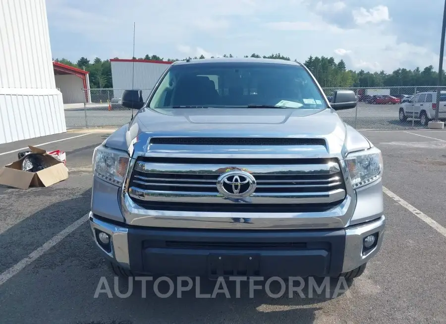 TOYOTA TUNDRA 2017 vin 5TFUY5F1XHX615617 from auto auction Iaai