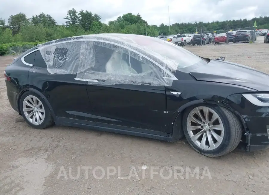 TESLA MODEL X 2016 vin 5YJXCBE25GF004715 from auto auction Iaai