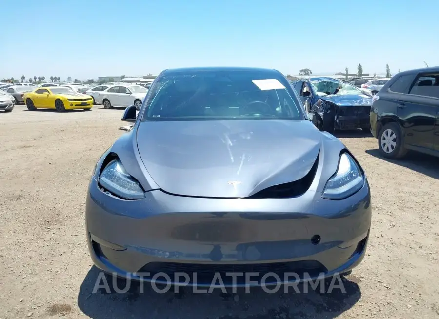 TESLA MODEL Y 2021 vin 5YJYGDEE7MF274197 from auto auction Iaai