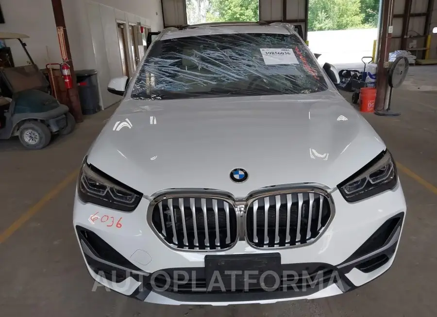 BMW X1 2021 vin WBXJG7C07M5T10338 from auto auction Iaai