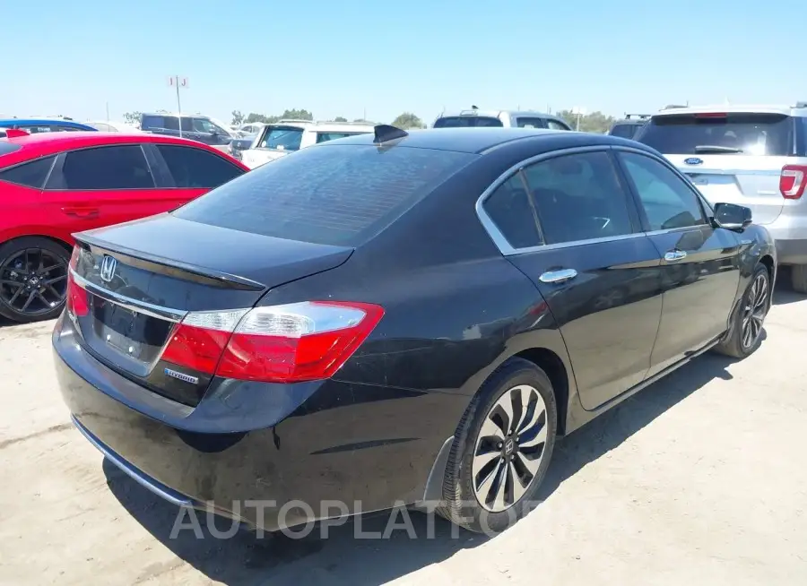 HONDA ACCORD HYBRID 2015 vin 1HGCR6F55FA013713 from auto auction Iaai