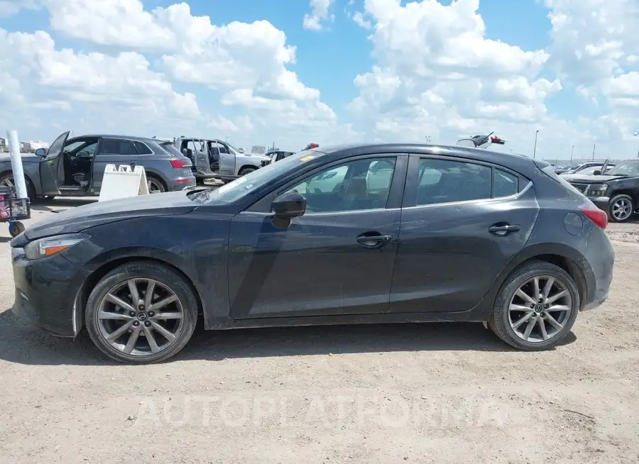 MAZDA MAZDA3 2018 vin 3MZBN1L38JM195069 from auto auction Iaai