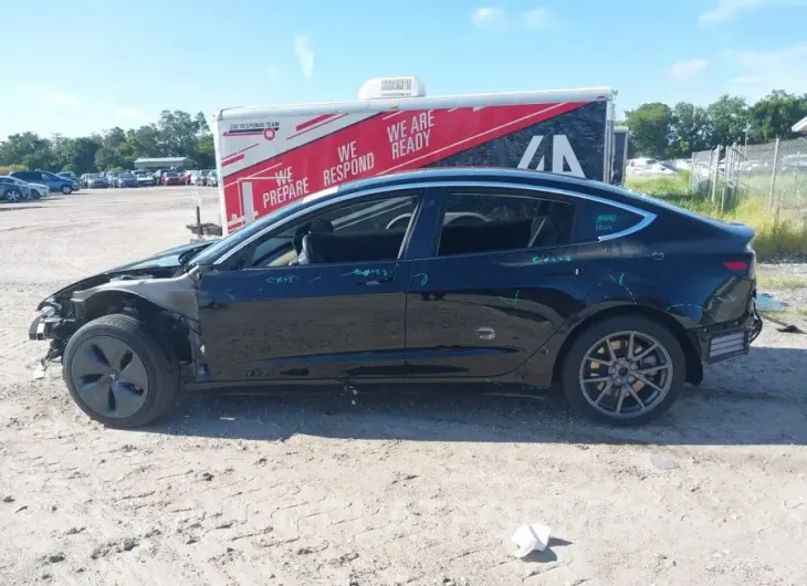 TESLA MODEL 3 2019 vin 5YJ3E1EB0KF385210 from auto auction Iaai