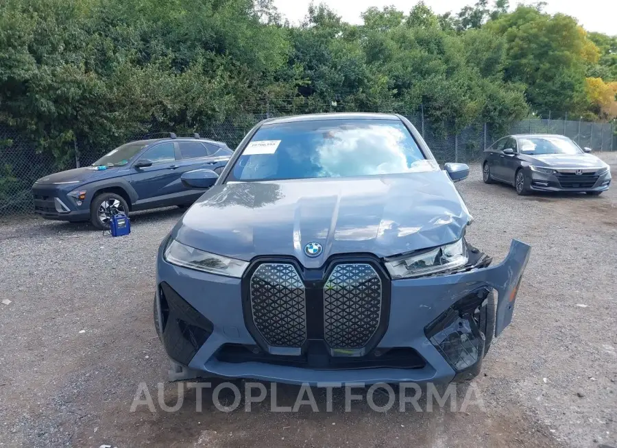 BMW IX 2024 vin WB523CF06RCN27461 from auto auction Iaai