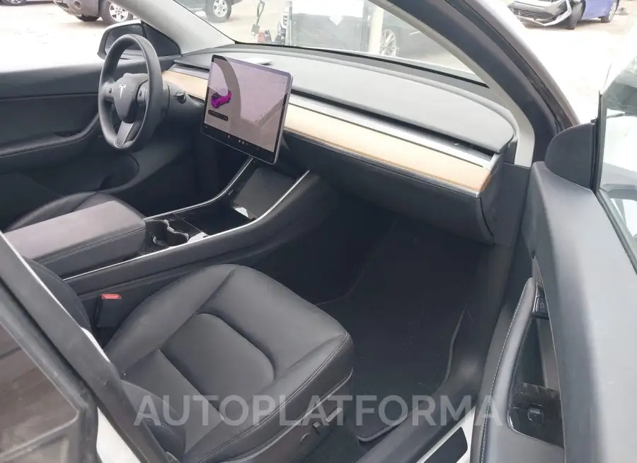 TESLA MODEL Y 2020 vin 5YJYGDEE4LF016749 from auto auction Iaai