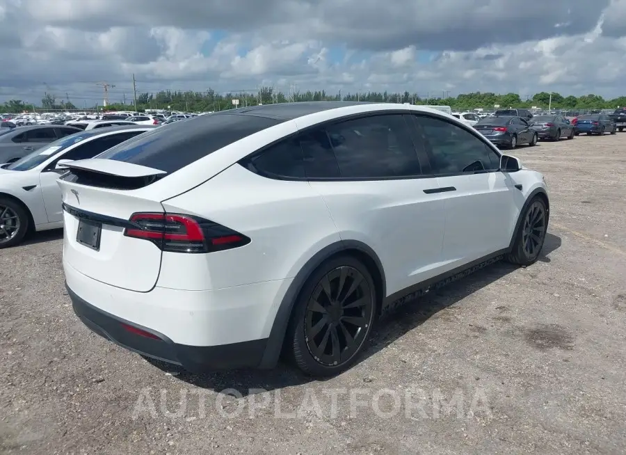 TESLA MODEL X 2022 vin 7SAXCBE54NF355903 from auto auction Iaai