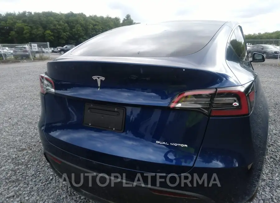 TESLA MODEL Y 2023 vin 7SAYGDEE4PA175986 from auto auction Iaai